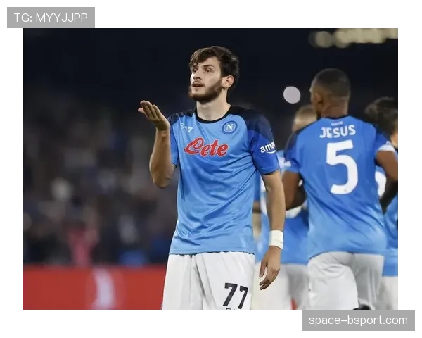 那不勒斯4-2萨勒尼塔纳,克瓦拉茨赫利亚两射一传
